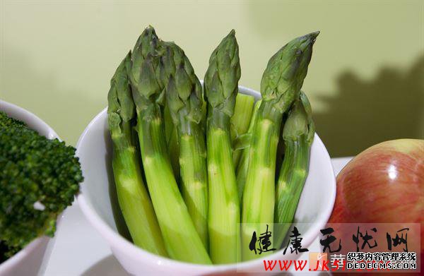 芦笋富含叶酸，想要拥有好「孕」气的公众可以多多摄取。